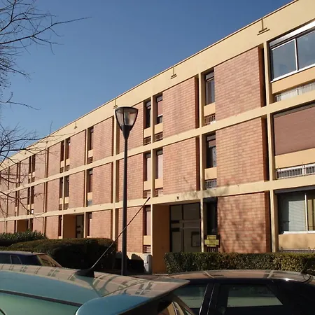 Apartamento 2 Etoiles A 5 Min Des Thermes Avec Parking Et Clim, Animaux Acceptes - Fr-1-503-129 *